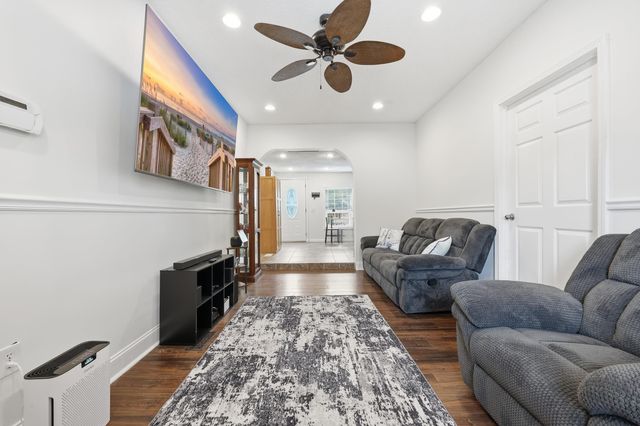 155 Sid Patrick Rd., Longs, SC 29568