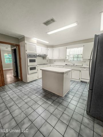 714 Laney Drive, Clinton, MS 39056