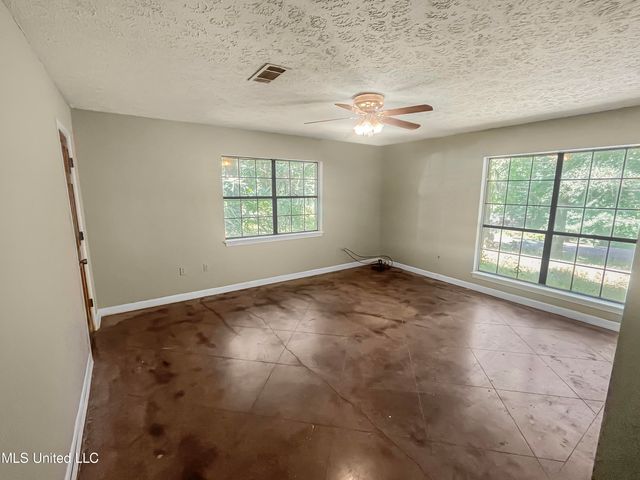 714 Laney Drive, Clinton, MS 39056
