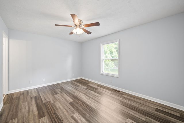 94 Saratoga Dr, Clarksville, TN 37042