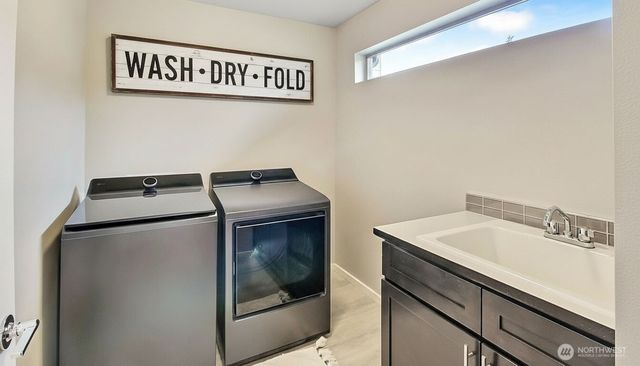 3158 84th Court E, Edgewood, WA 98371