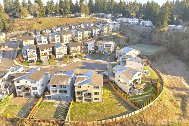 3158 84th Court E, Edgewood, WA 98371