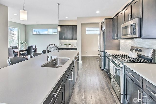 3158 84th Court E, Edgewood, WA 98371