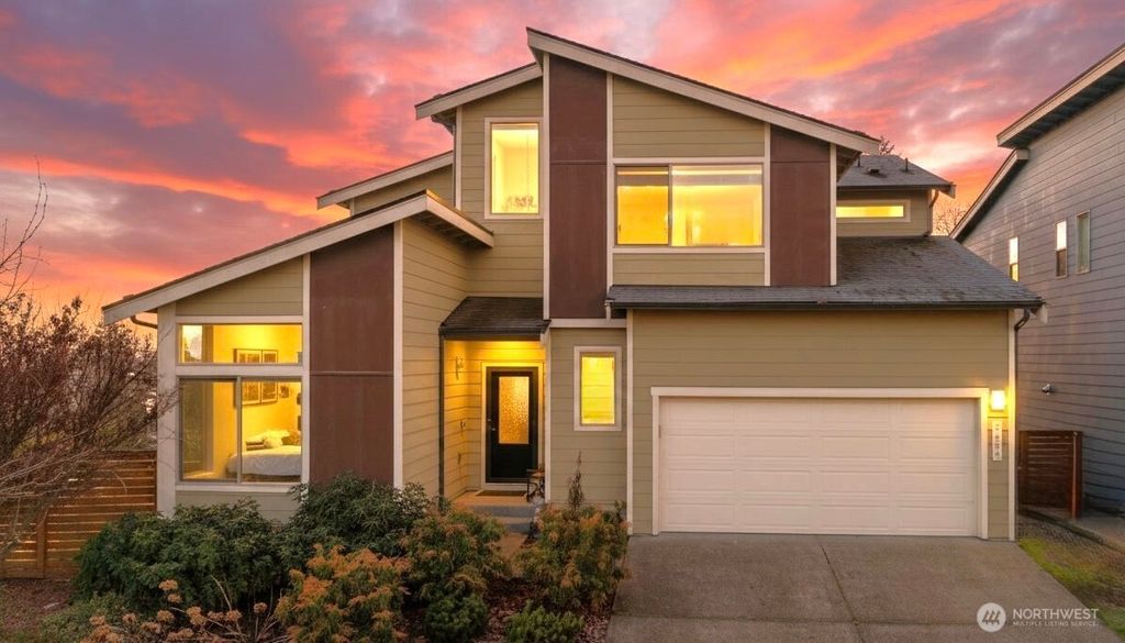 3158 84th Court E, Edgewood, WA 98371