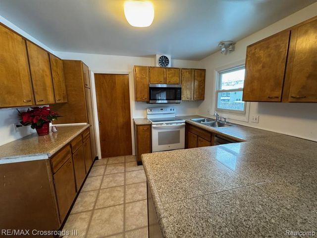 207 Wilson Street, Ypsilanti, MI 48197