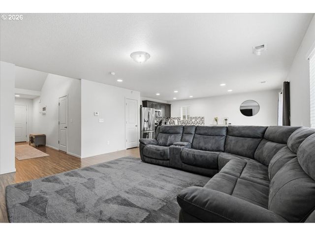 12910 Ne 118TH Way, Vancouver, WA 98682