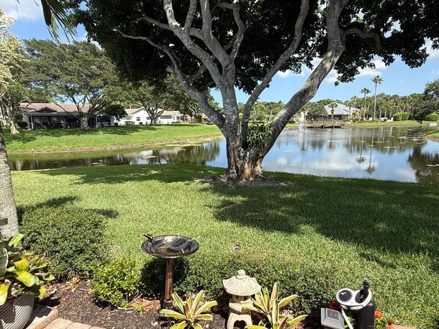 10884 LAKE FRONT Place, Boca Raton, FL 33498
