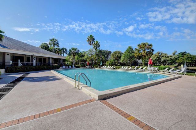 10884 LAKE FRONT Place, Boca Raton, FL 33498