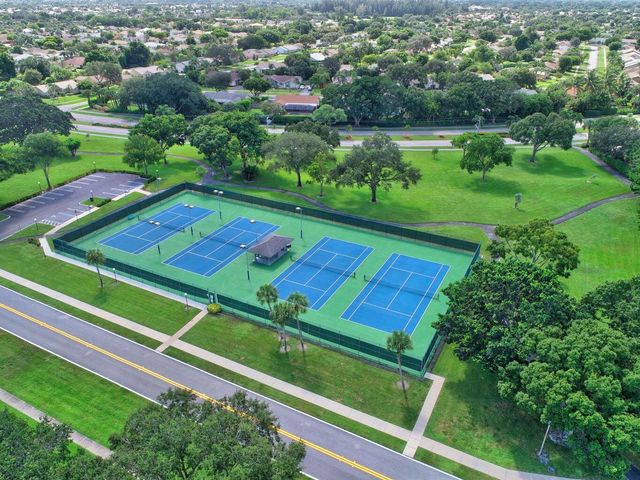 10884 LAKE FRONT Place, Boca Raton, FL 33498