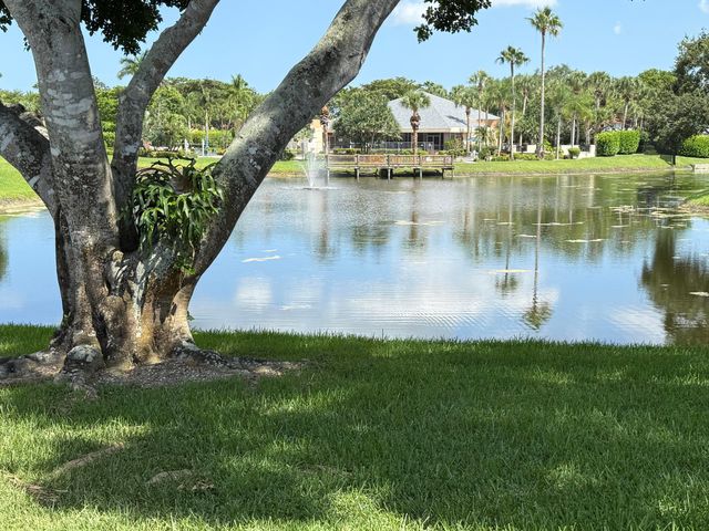 10884 LAKE FRONT Place, Boca Raton, FL 33498
