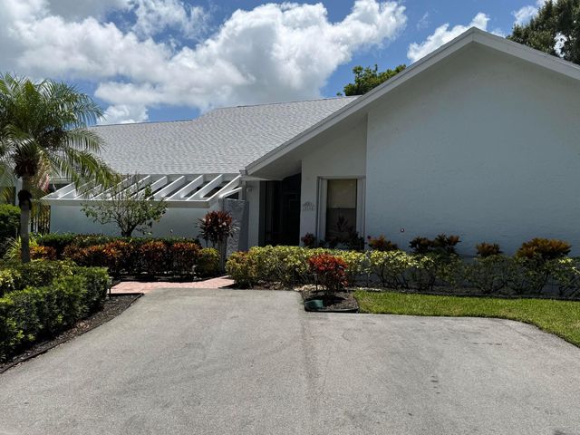 10884 LAKE FRONT Place, Boca Raton, FL 33498