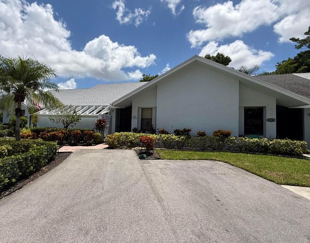 10884 LAKE FRONT Place, Boca Raton, FL 33498
