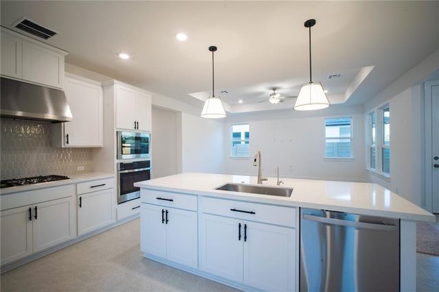 524 Foresail RD, Leander, TX 78641