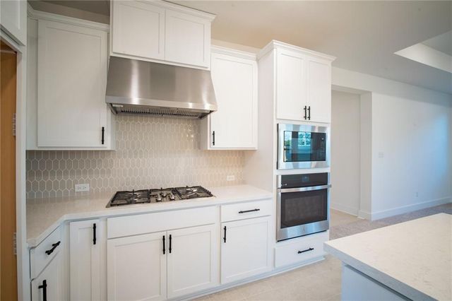 524 Foresail RD, Leander, TX 78641