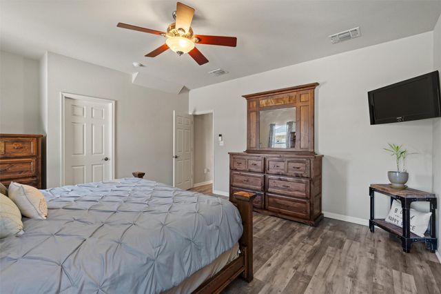 341 Richards DR, Buda, TX 78610