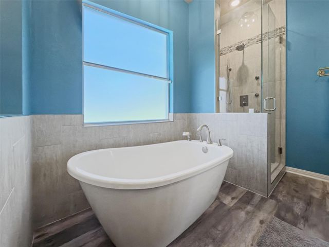341 Richards DR, Buda, TX 78610