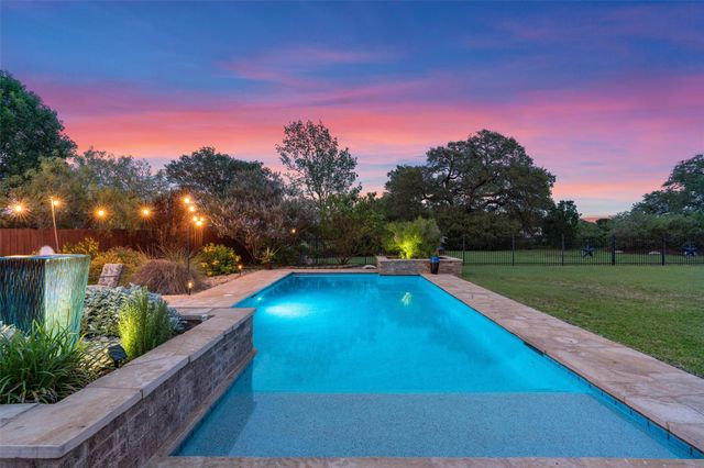 341 Richards DR, Buda, TX 78610