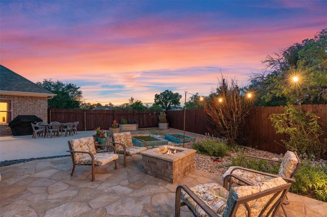 341 Richards DR, Buda, TX 78610