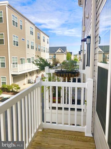 7226 SILVER THORN WAY, Beltsville, MD 20705