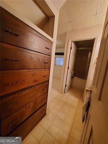 1116 CODY Road, Mount Airy, GA 30563