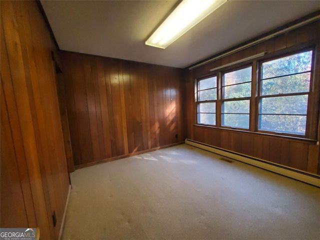 1116 CODY Road, Mount Airy, GA 30563