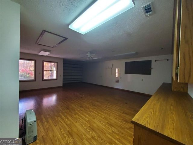 1116 CODY Road, Mount Airy, GA 30563