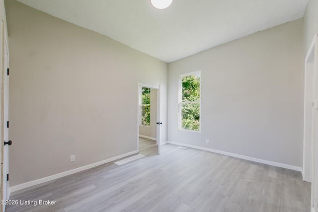 112 Dr W. J. Hodge St, Louisville, KY 40203
