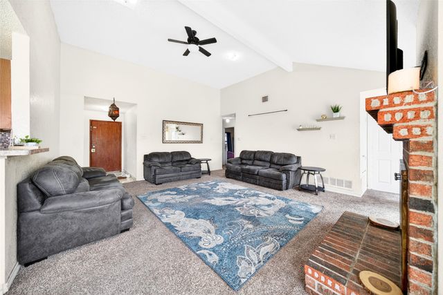2511 Hollow Bend, Mesquite, TX 75150