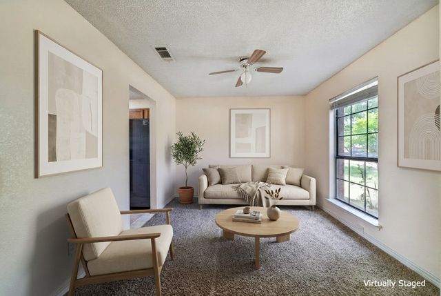 2511 Hollow Bend, Mesquite, TX 75150