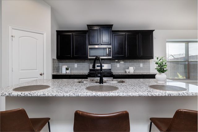 118 Sycamore Street, Balch Springs, TX 75181