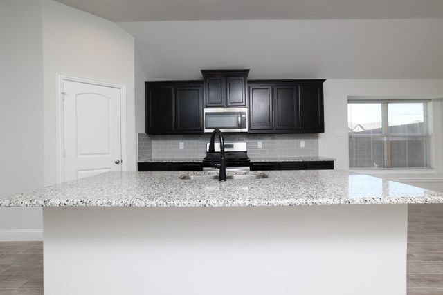 118 Sycamore Street, Balch Springs, TX 75181