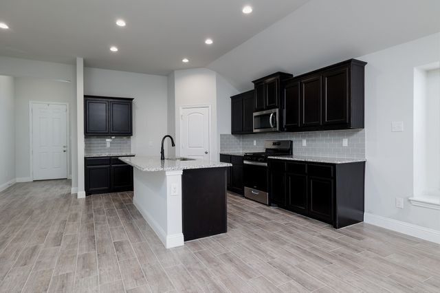 118 Sycamore Street, Balch Springs, TX 75181