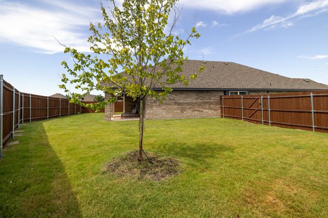 118 Sycamore Street, Balch Springs, TX 75181