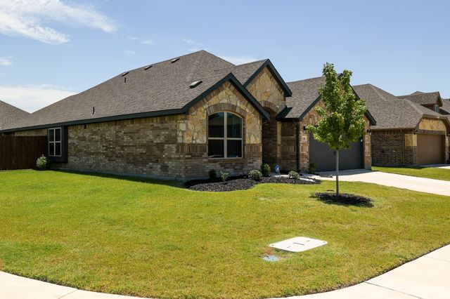 118 Sycamore Street, Balch Springs, TX 75181