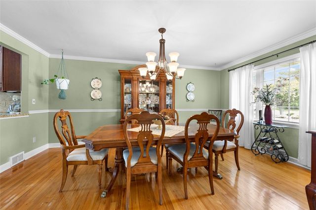 602 State Route 130, Level Green, PA 15085