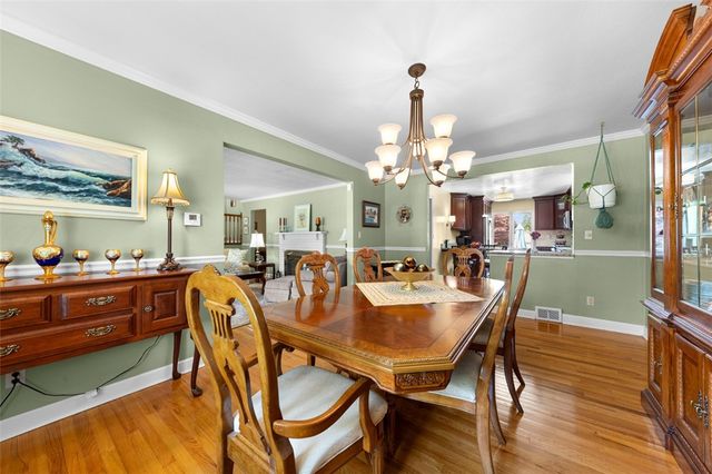 602 State Route 130, Level Green, PA 15085