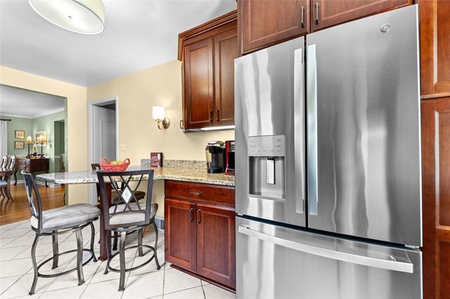602 State Route 130, Level Green, PA 15085