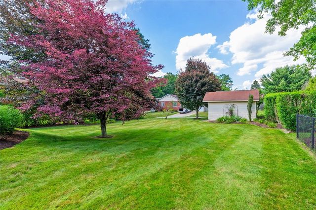 602 State Route 130, Level Green, PA 15085