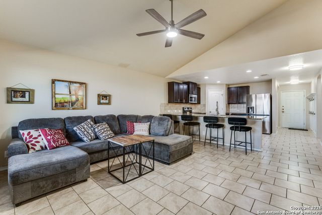 8816 Belgian, San Antonio, TX 78254