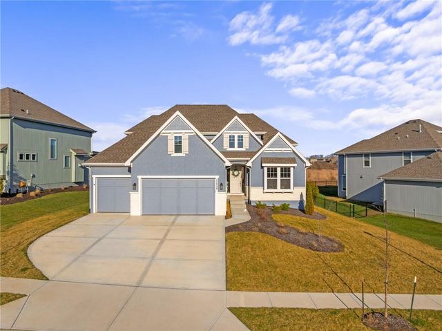 17929 Manor Street, Overland Park, KS 66085