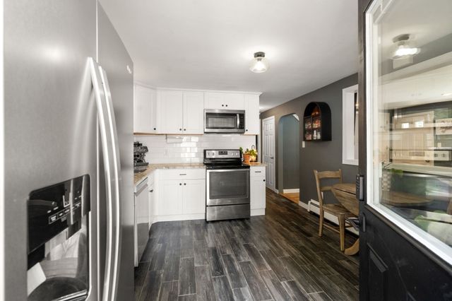 27 Harvard Ave, Methuen, MA 01844