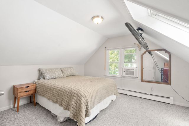 27 Harvard Ave, Methuen, MA 01844