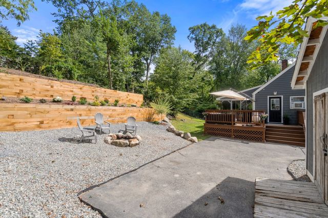 27 Harvard Ave, Methuen, MA 01844