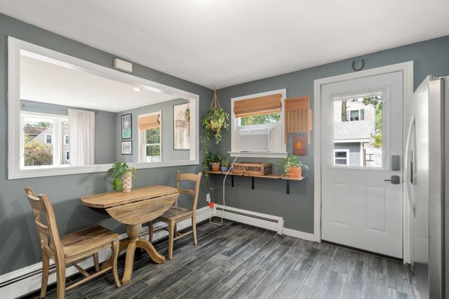 27 Harvard Ave, Methuen, MA 01844