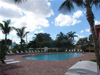 3565 Forest Hill Boulevard 94, West Palm Beach, FL 33406