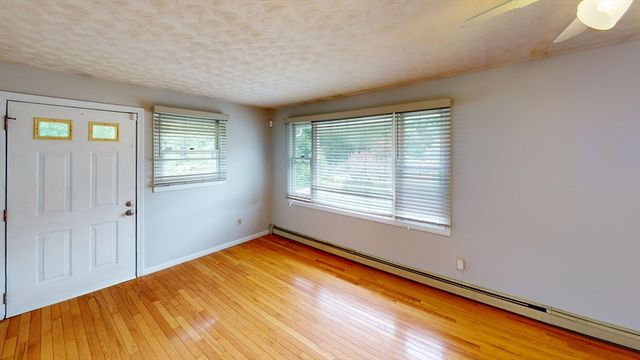 9 Brookdale 2, Worcester, MA 01604