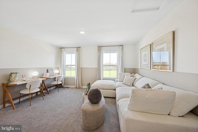 70 THORNTON AVE, Ranson, WV 25438