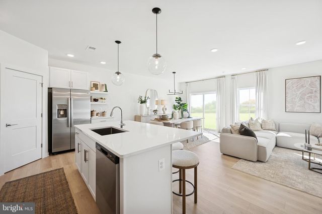 70 THORNTON AVE, Ranson, WV 25438