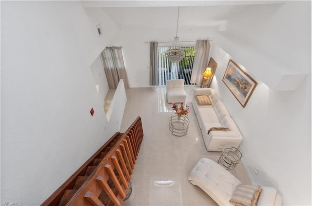 79 Emerald Woods DR J10, Naples, FL 34108