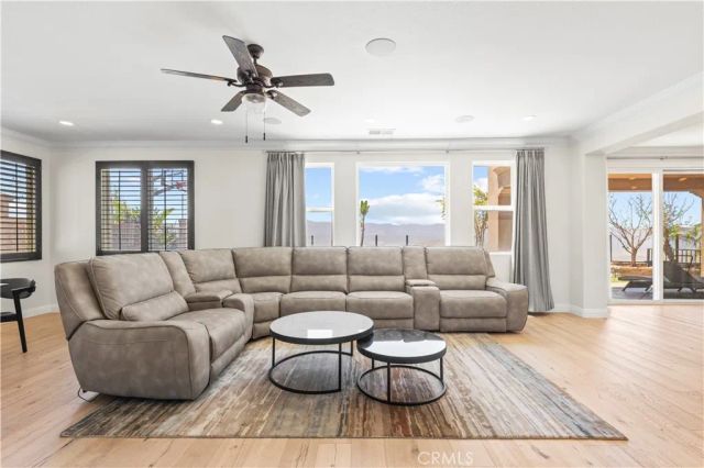 18458 Lakepointe, Riverside, CA 92503